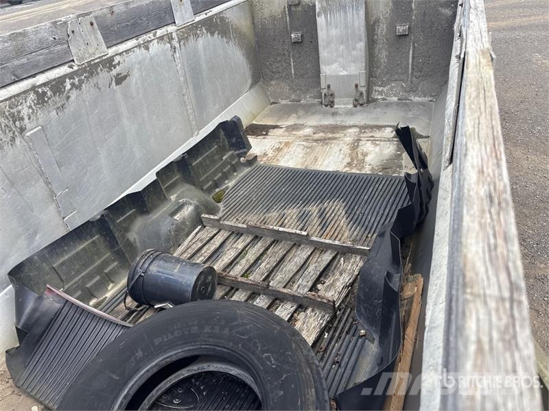 Truck Dump Body Tipper trucks