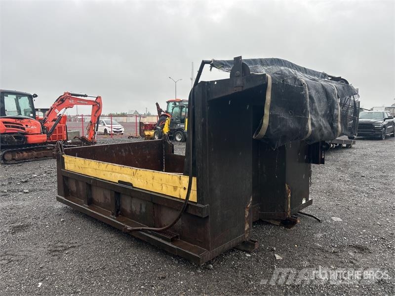 Truck Dump Body Tipper trucks