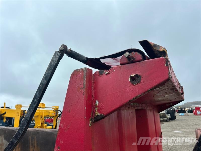 Truck Dump Body Tipper trucks