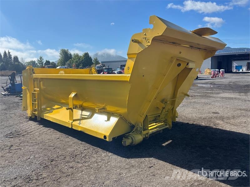 Truck Dump Body Tipper trucks