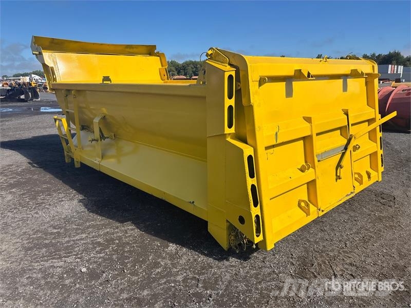Truck Dump Body Tipper trucks