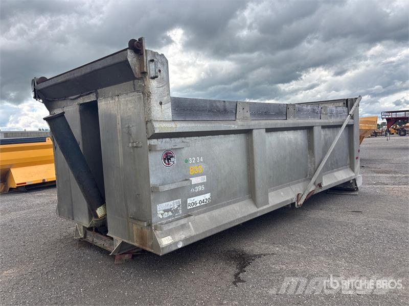 Truck Dump Body Tipper trucks