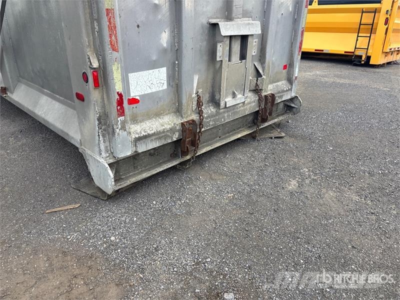 Truck Dump Body Tipper trucks