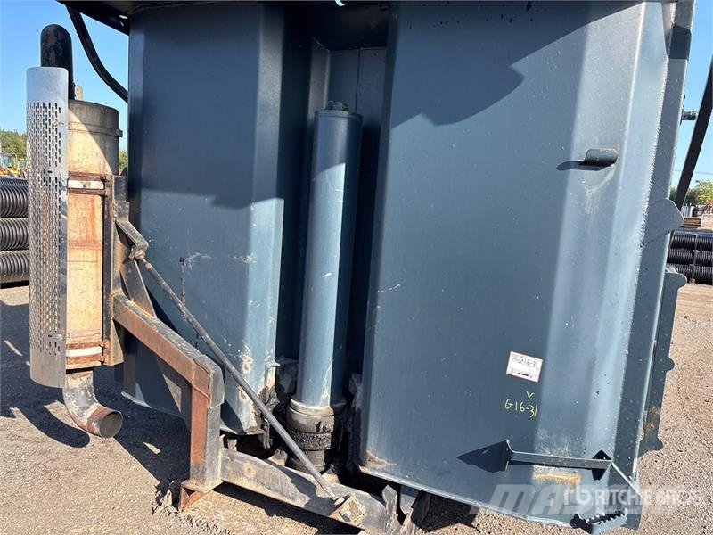 Truck Dump Body Tipper trucks