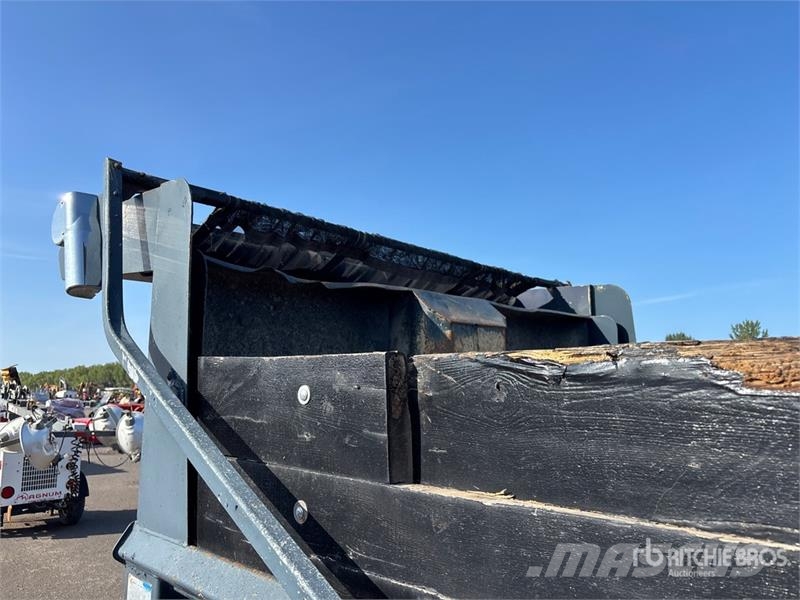 Truck Dump Body Tipper trucks