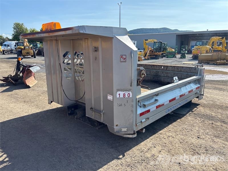 Truck Dump Body Tipper trucks