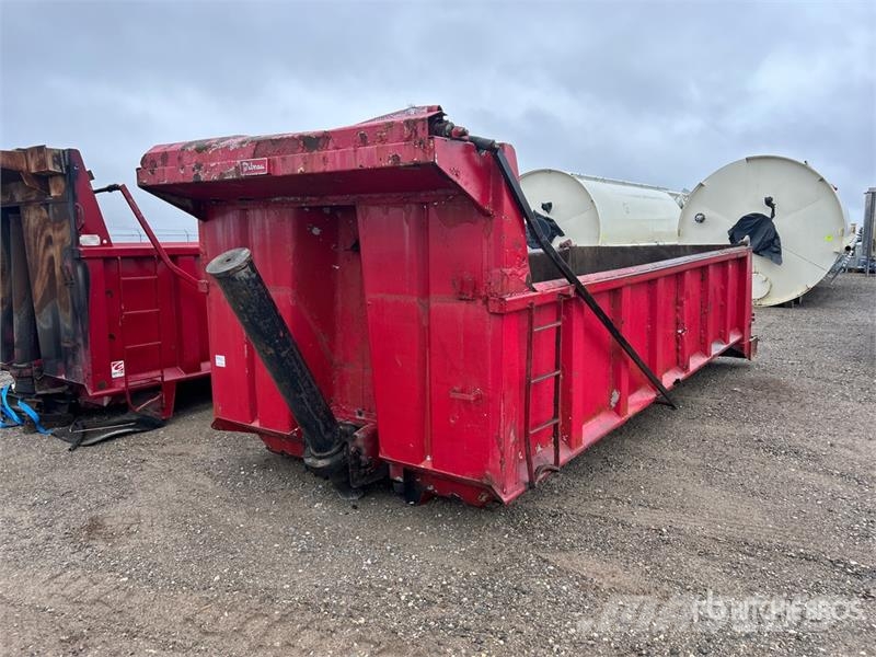 Truck Dump Body Tipper trucks