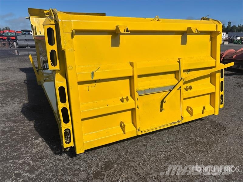 Truck Dump Body Tipper trucks