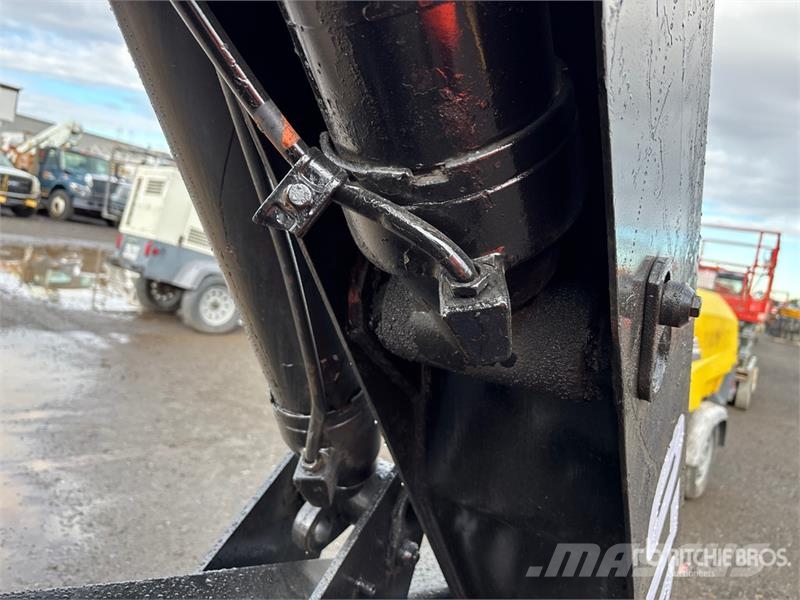  Truck Mounted Boom مكونات أخرى