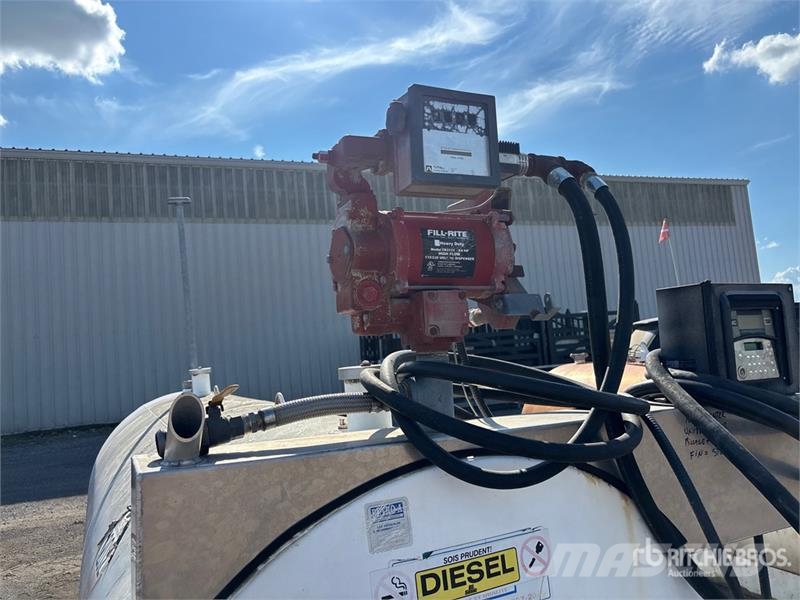 ULC 4550 L Skid Mounted Steel Diesel Fuel Tank Nádrže na palivo a aditiva