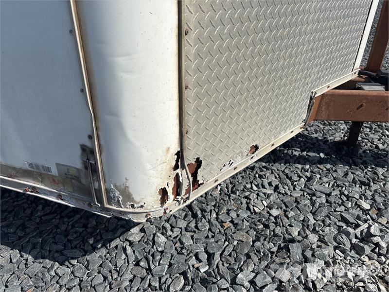 United Trailers 14 ft T/A Enclosed Trailer Gesloten opbouw trailers