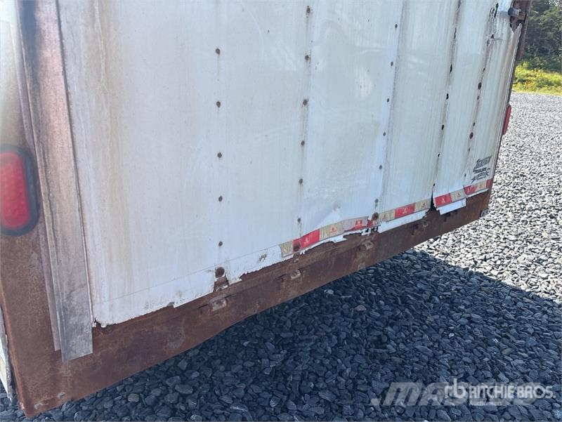 United Trailers 14 ft T/A Enclosed Trailer Gesloten opbouw trailers