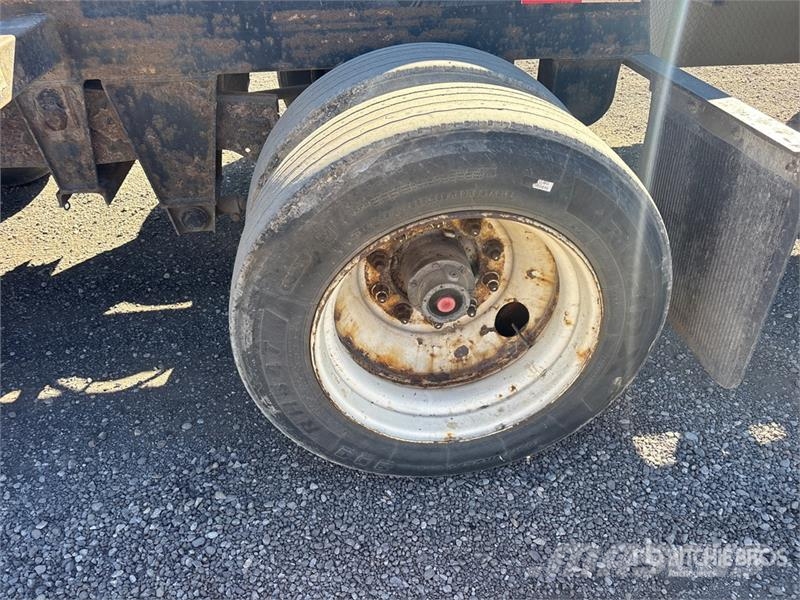 Universal 400 Quad/A Roll-Off Trailer Tandem Prikolice