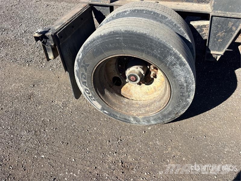 Universal 400 Quad/A Roll-Off Trailer Tandem Prikolice