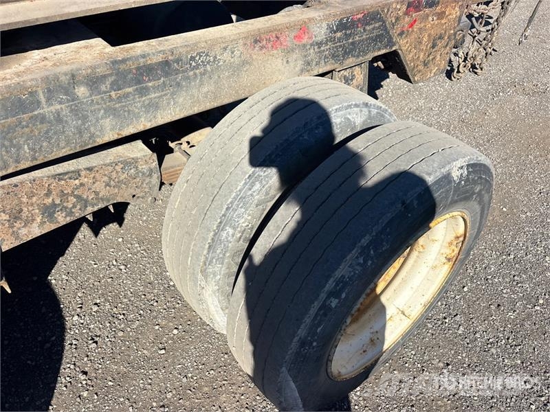 Universal 400 Quad/A Roll-Off Trailer Tandem Prikolice