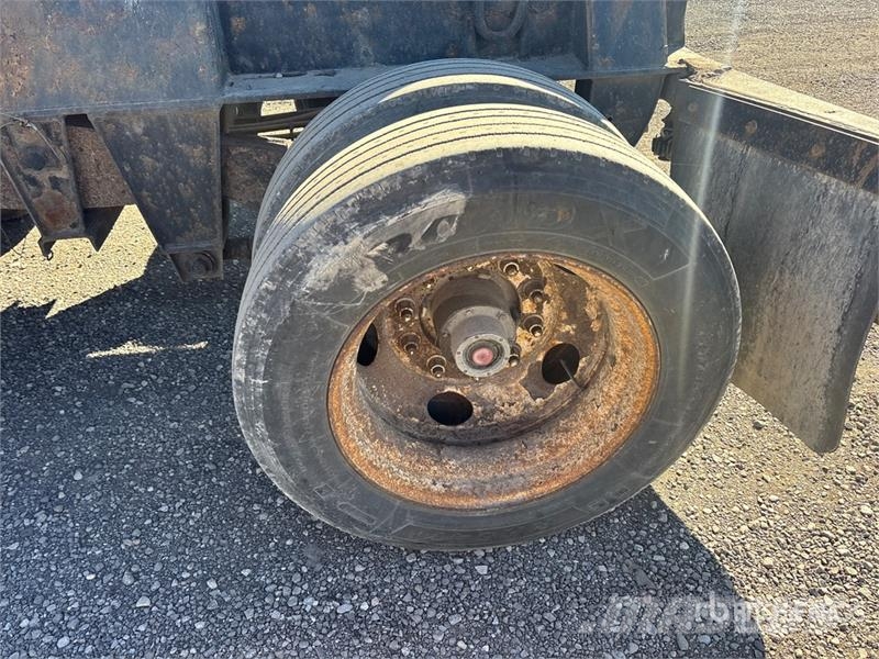 Universal 400 Quad/A Roll-Off Trailer Tandem Prikolice