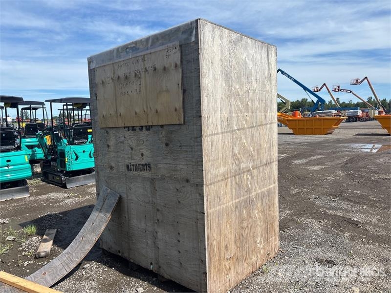 UpRight U25 A/C Vertical Mast Lift 垂直昇降型リフト