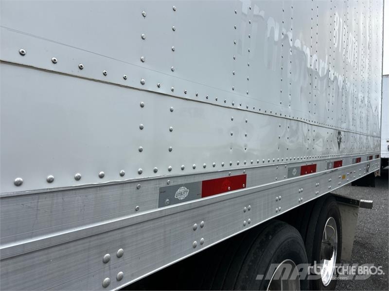 Utility 4000D-X Box Trailers