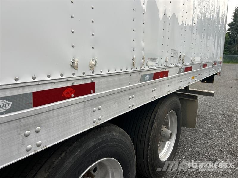 Utility 4000D-X Box Trailers
