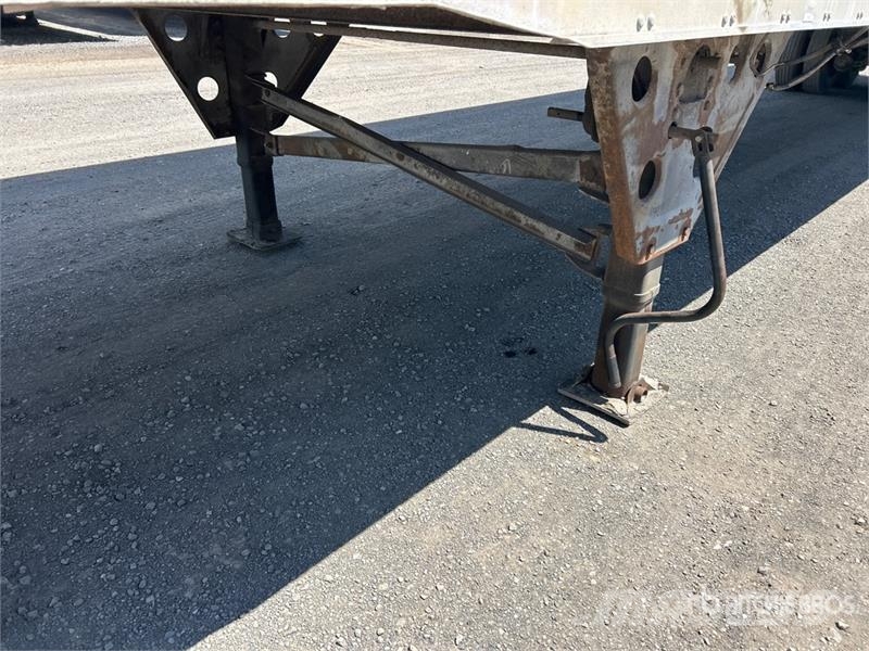Utility 4000D-X Прицепы-фургоны
