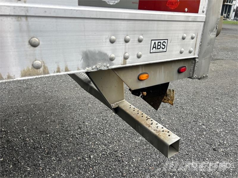 Utility 4000D-X Box Trailers