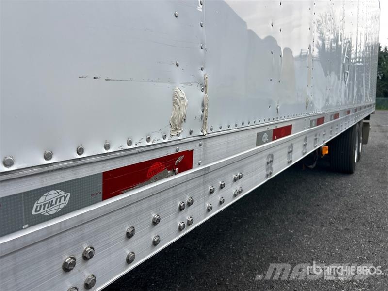 Utility 4000D-X Box Trailers