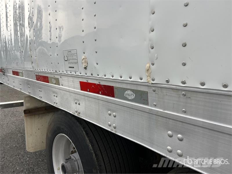 Utility 4000D-X Box Trailers