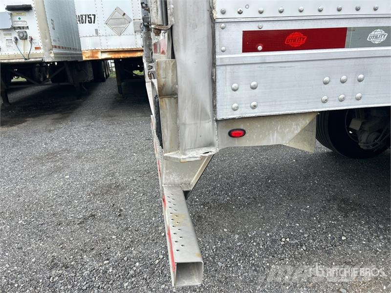 Utility 4000D-X Box Trailers