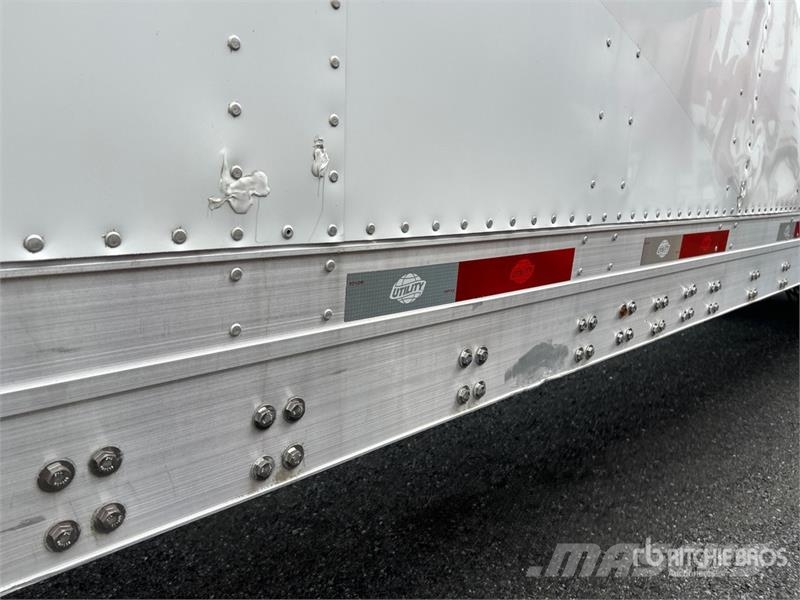 Utility 4000D-X Box Trailers