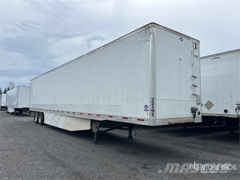 Utility 4000D-X Gesloten opbouw trailers