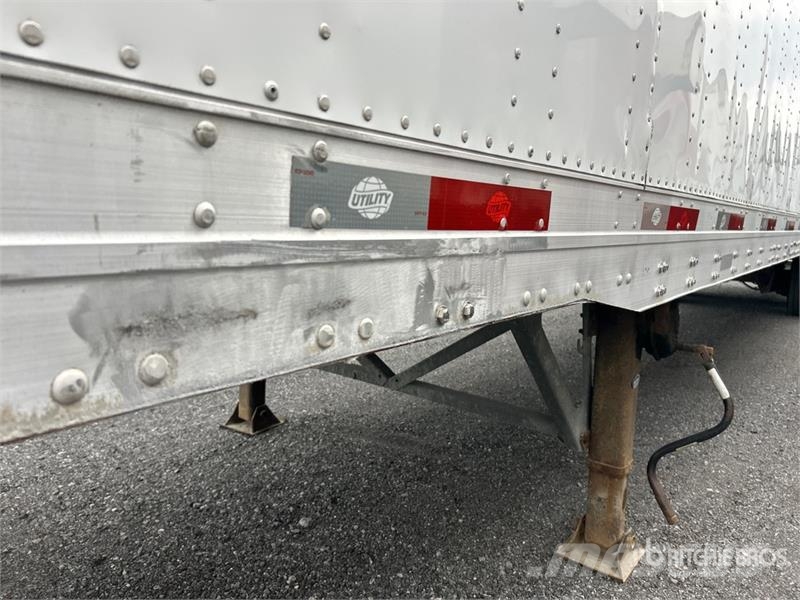 Utility 4000D-X Box Trailers