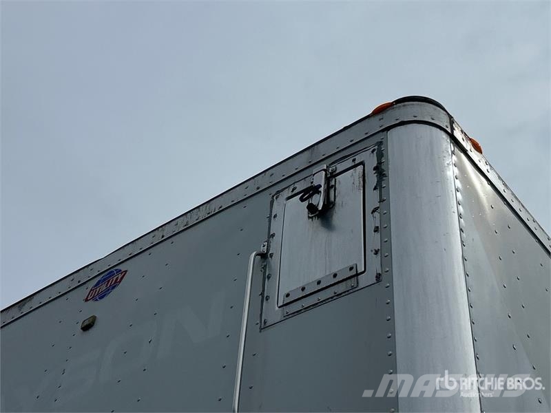 Utility 4000D-X مقطورات ذات هيكل صندوقي