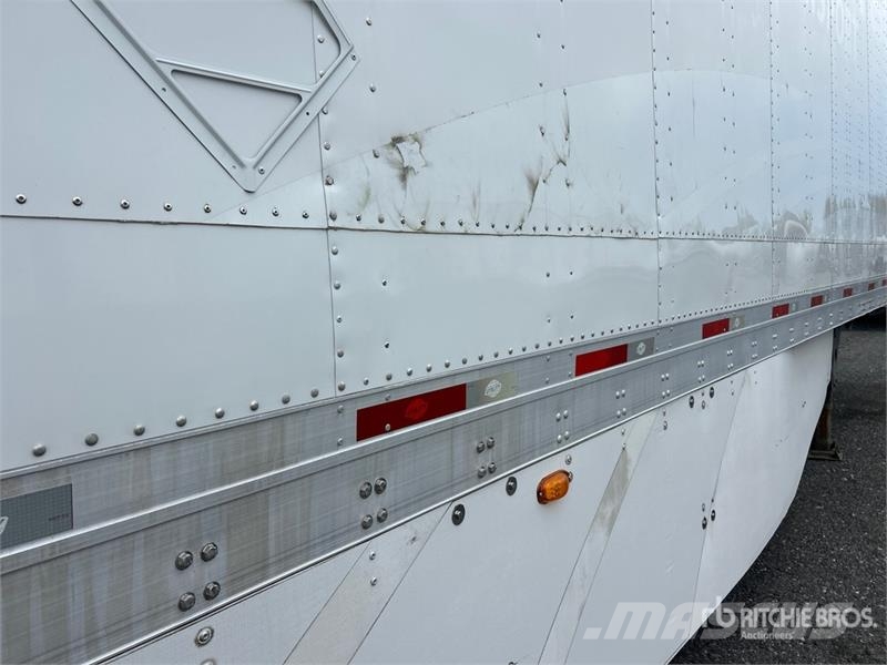 Utility 4000D-X Box Trailers