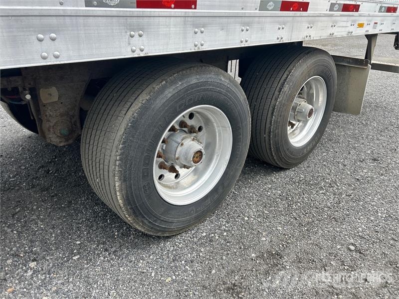 Utility 4000D-X Box Trailers