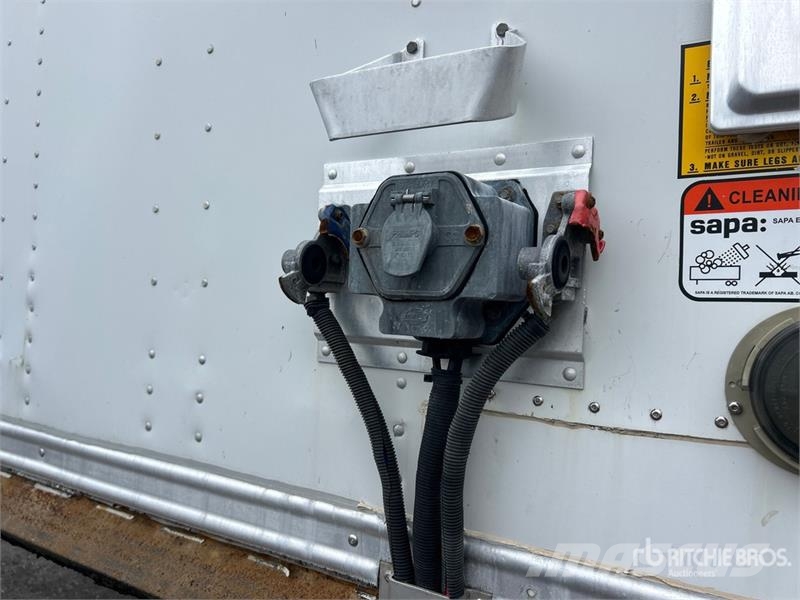 Utility 4000D-X Box Trailers