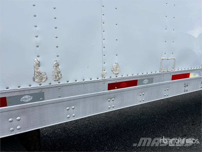 Utility 4000D-X Box Trailers
