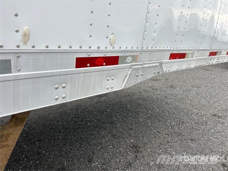 Utility 4000D-X Box Trailers