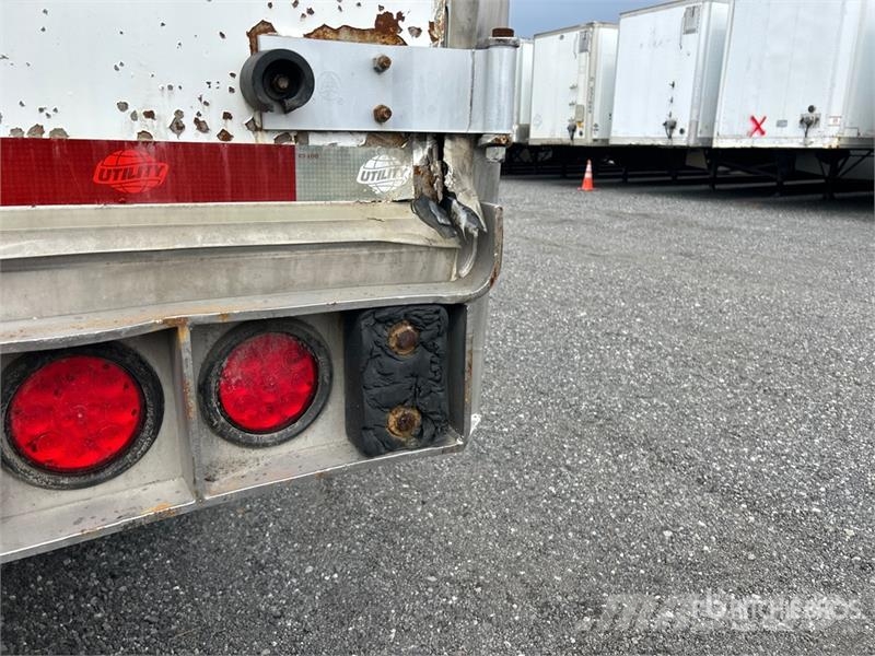 Utility 4000D-X Box Trailers