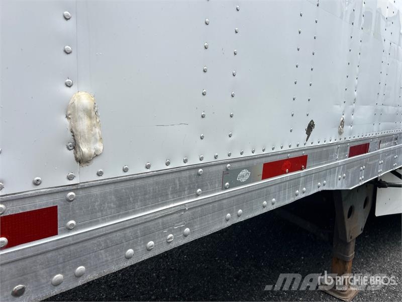 Utility 4000D-X Box Trailers