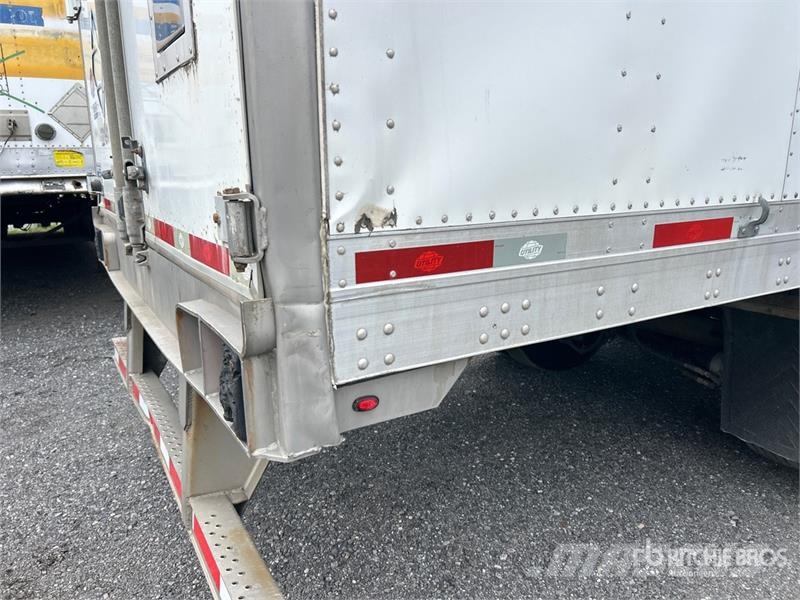 Utility 4000D-X Gesloten opbouw trailers