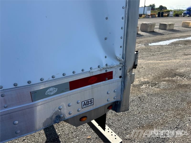 Utility 4000D-X مقطورات ذات هيكل صندوقي