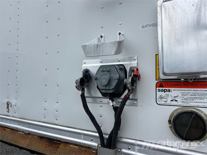 Utility 4000D-X Box Trailers