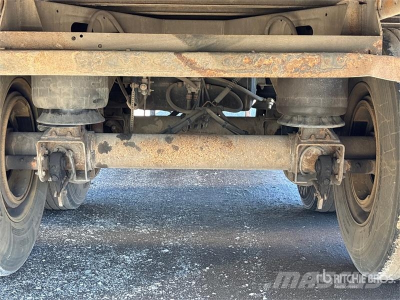 Utility 4000D-X Причепи-фургони