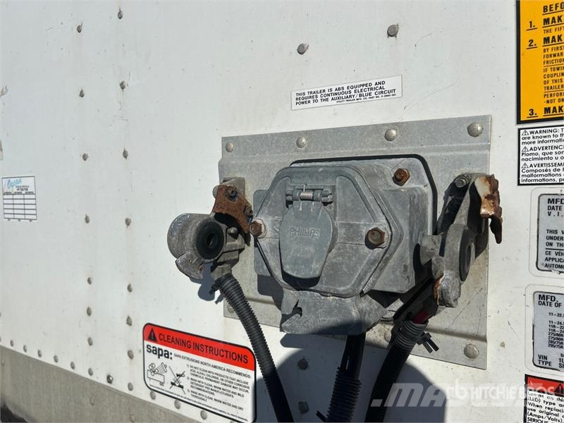 Utility 4000D-X Gesloten opbouw trailers