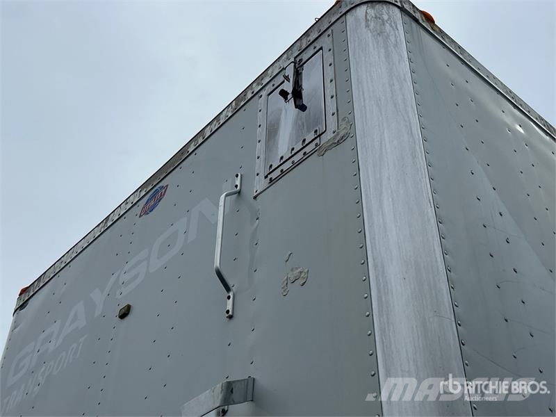 Utility 4000D-X Box Trailers