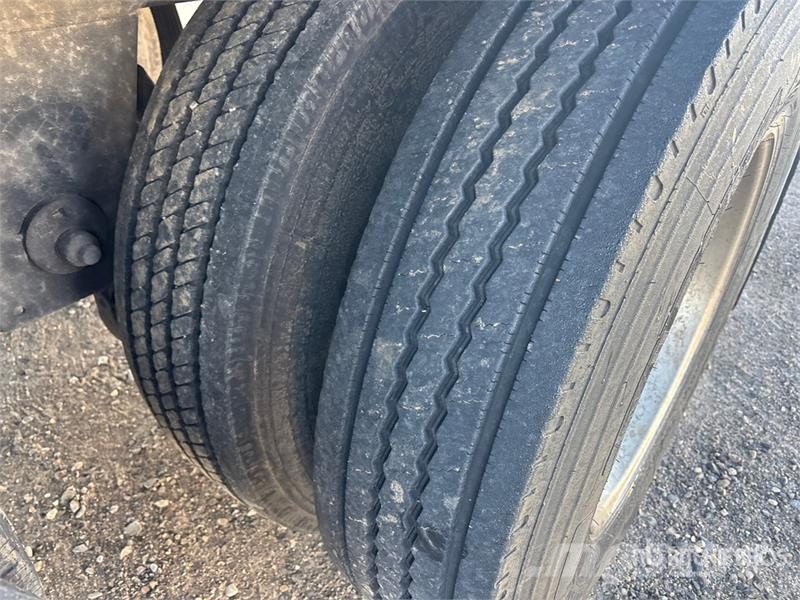 Utility 53 ft T/A Van Trailer Remorque Fourgon