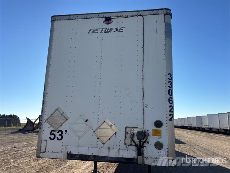 Utility 53 ft x 102 in Tri/A Van Trailer Skappåbygg