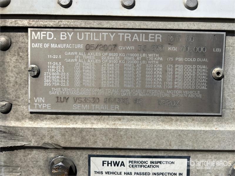 Utility 53 ft x 102 in Tri/A Van Trailer Remorque Fourgon