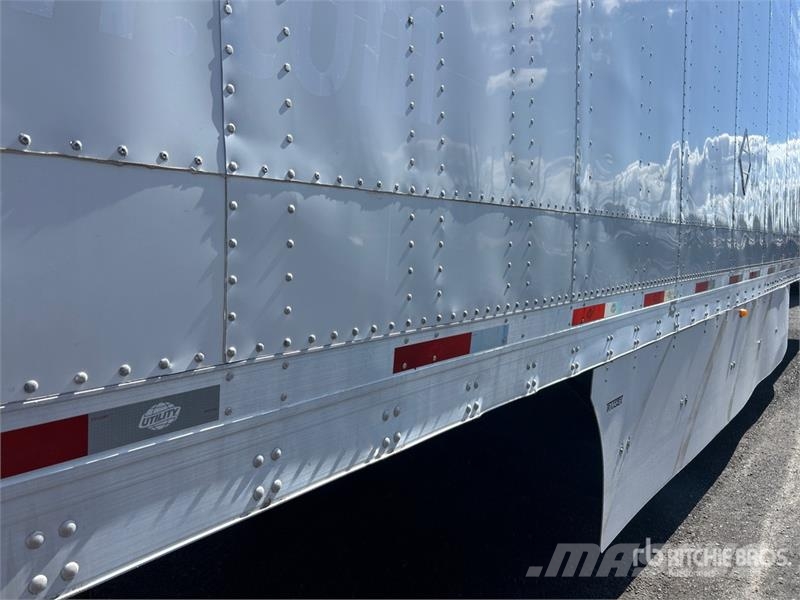 Utility 53 ft x 102 in T/A Van Trailer مقطورات ذات هيكل صندوقي