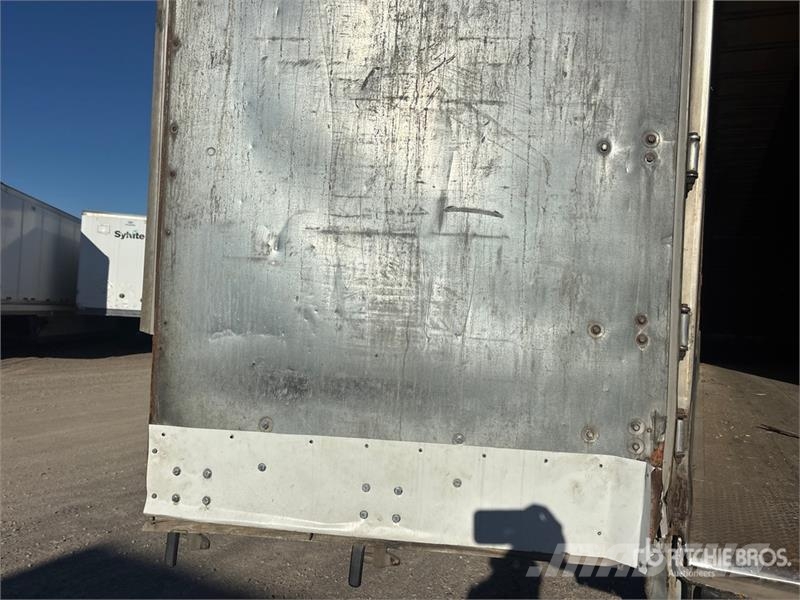 Utility 53 ft x 102 in Tri/A Van Trailer Skappåbygg
